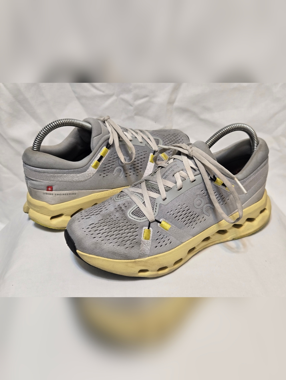 ON CLOUD Womens Sz 7.5 Cloudsurfer 2 Running 3WF10100171 Glacier/Limelight $160